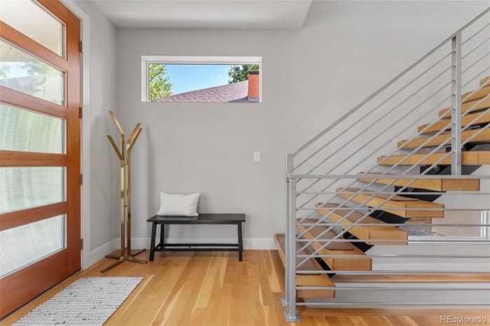 611 South Washington Street — photo 4